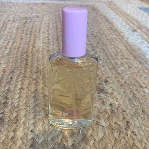 sweet honesty body perfume